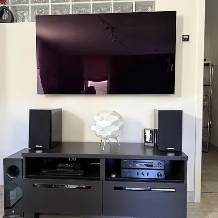 Mit Garten, Kamin U. Whirlpool Apartman